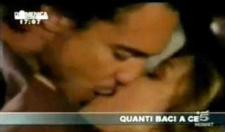 Centovetrine: bacio infuocato tra Niccolò Castelli e Paola Ventura