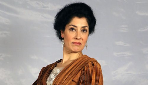 Anticipazioni Una vita: ROSINA teme di essere incinta